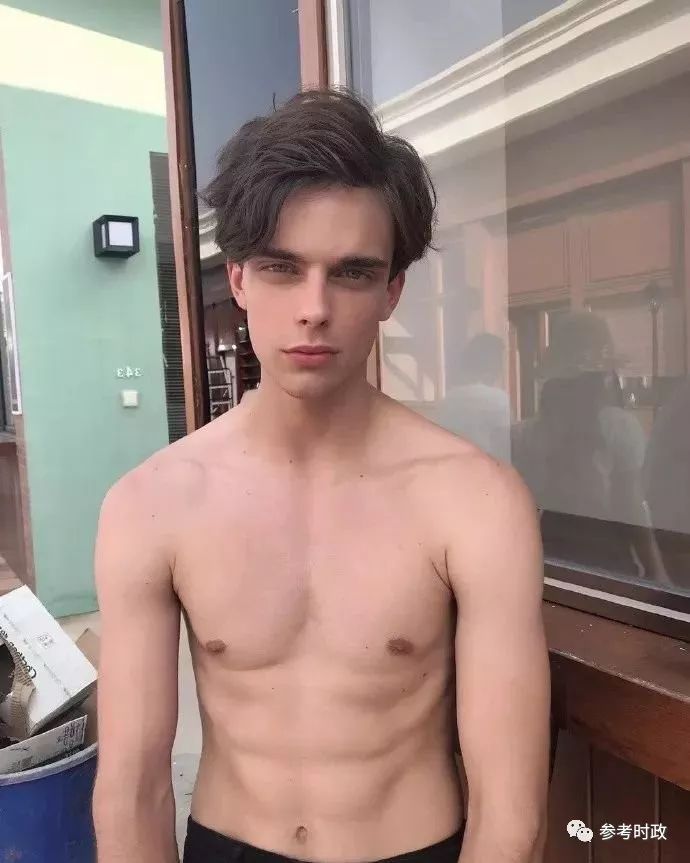 叫嚣中国女人好睡之后他爆红:姑娘你的感情不值钱